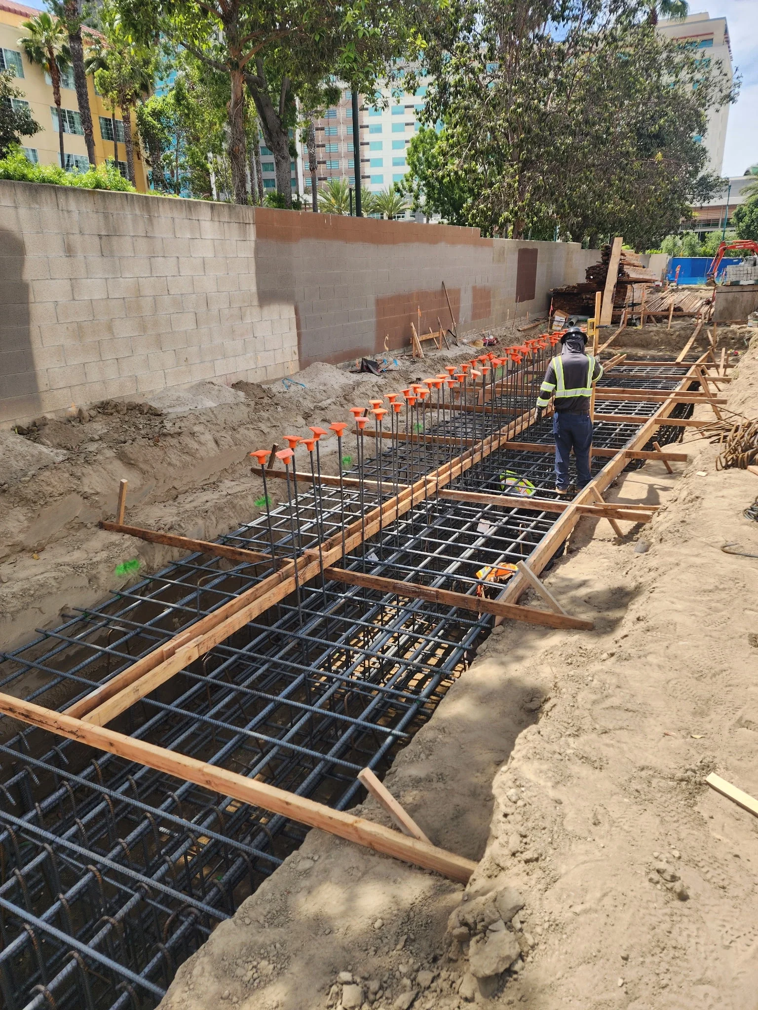 High-end residential grade beam rebar and foundation support in Los Angeles
